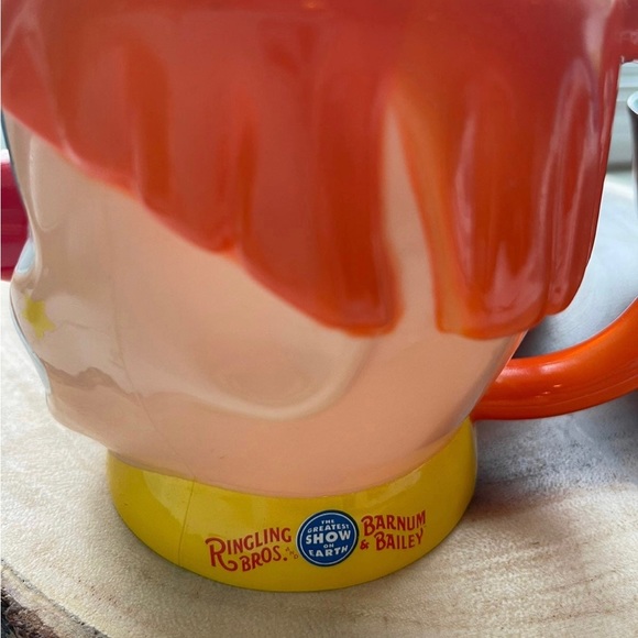 Ringling Bros Barnum Bailey circus clown mug - Picture 4 of 6